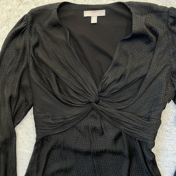 Chelsea Black Polyester Twist Front Long Sleeve V Neck Blouse Size S - Picture 2 of 13